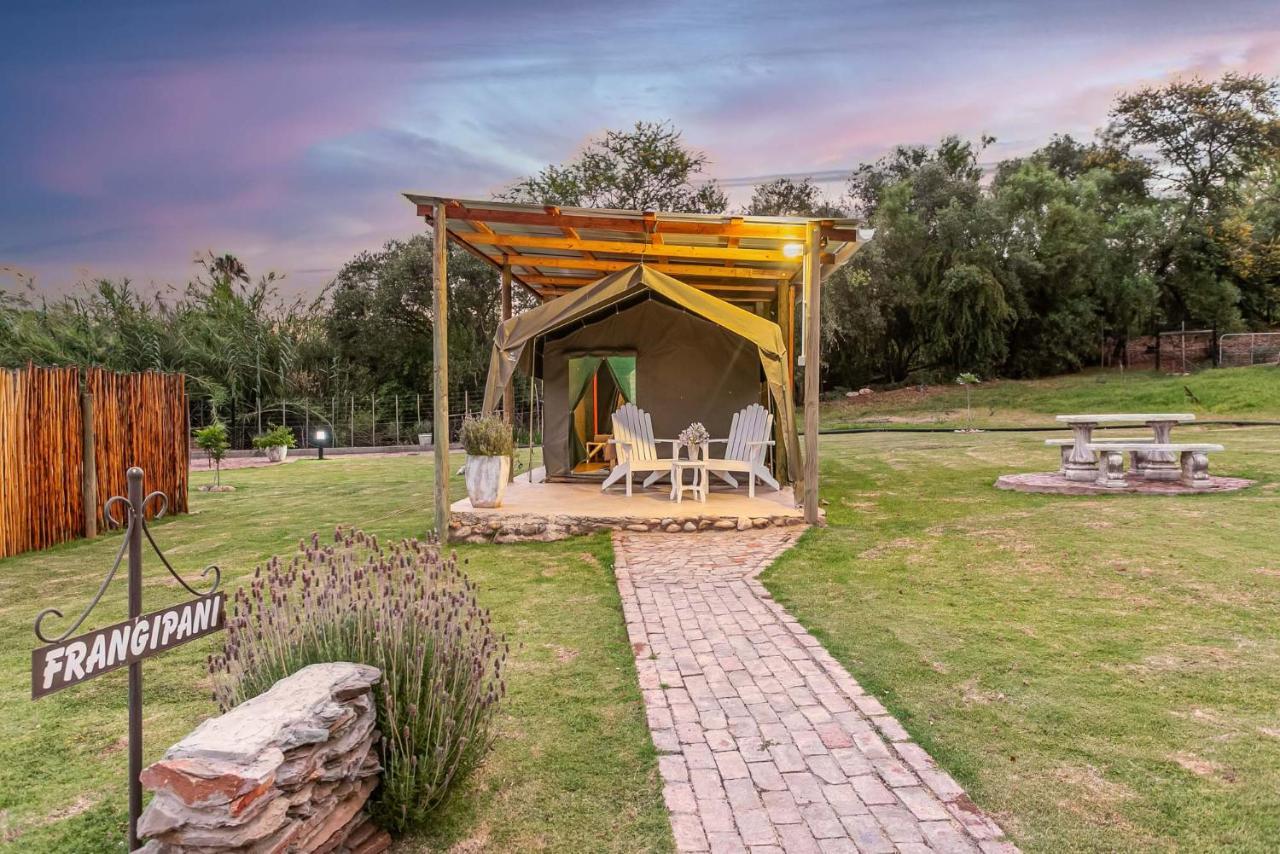 Schoemanshoek Glamping Oudtshoorn Ngoại thất bức ảnh